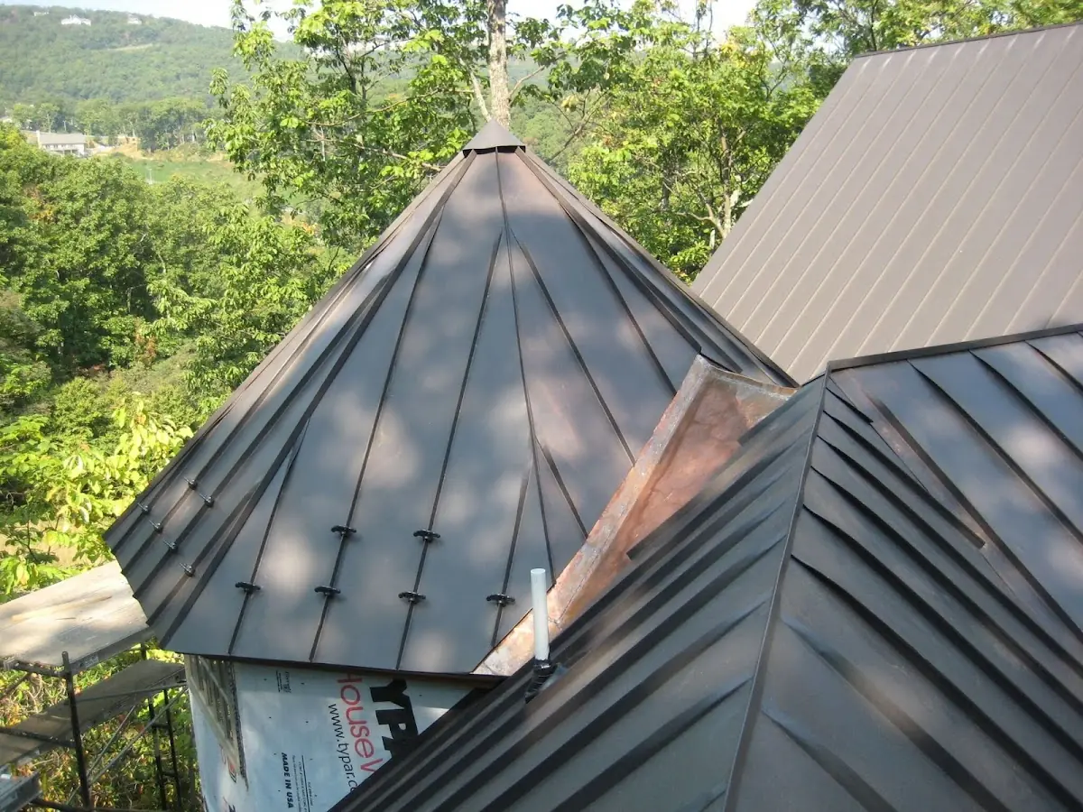 Professional Gutter Cleaning by Craftsman Roofing in Sunnymead Orchard Farms